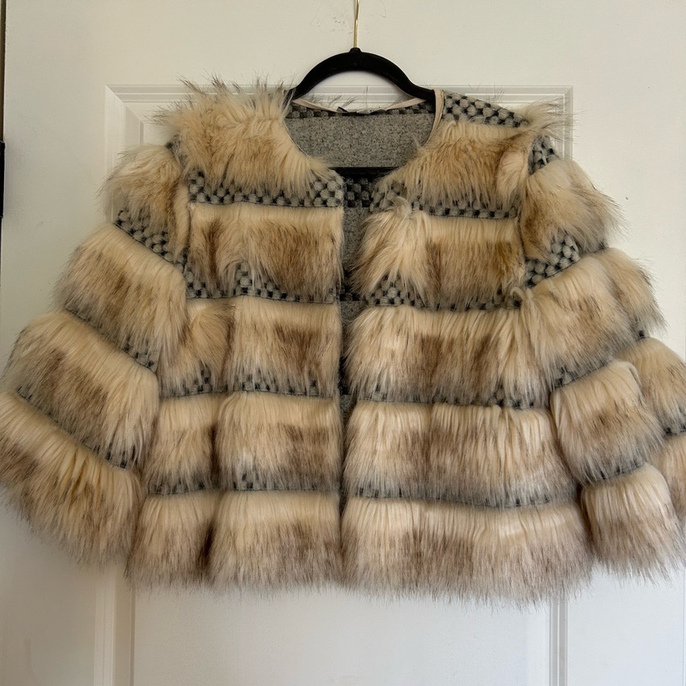 Boho faux fur jacket by See by Seen. Size Small
